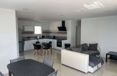 Beautiran House | House 100 m2 furnished + garden Beautiran