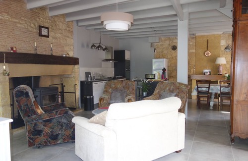 Molieres House | House 120m² 2/6 pers. 3 bedrooms MOLIERES BASTIDE CHARMING PERIGORD NOIR