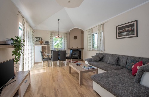 Kastel House | House 1276/12212 (Istria - Buje), 5000m from the beach