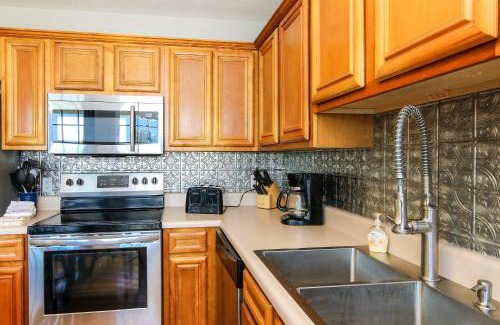 Leesburg House | House #16 - Weiss Decision - (No pets) Lake View