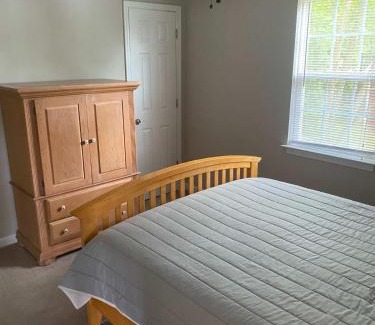 Leesburg House | House #16 - Weiss Decision - (No pets) Lake View