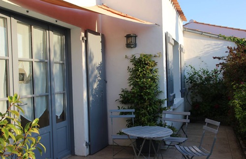 Noirmoutier-en-l'Ile House | House, 2 charming rooms (2 to 4 pers.). Ideally located between beaches and town