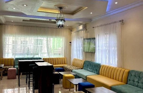 Oshodi-Isolo Hotel | House 27