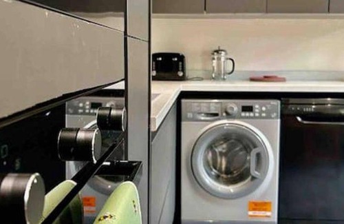 Dursley House | House ∙ 3 bedrooms ∙ 4 guests