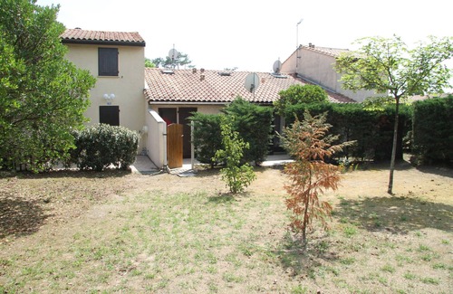 Soulac-sur-Mer House | House 4/5 person. SOULAC 300 m from the beach All comfort in large wooded park