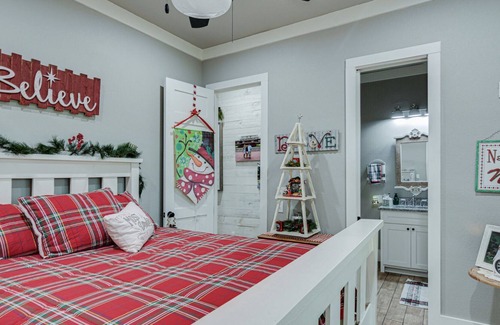 Morgan Mill House | House - 4 bdrm - 3 bath - 8min to TSU