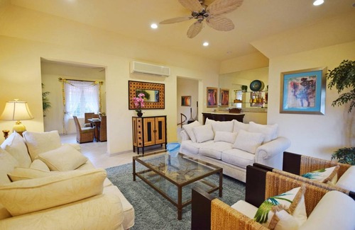 Marine Gardens House | House ∙ 4 bedrooms ∙ 8 guests