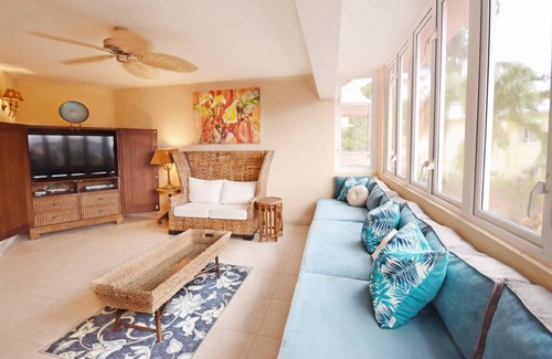 Marine Gardens House | House ∙ 4 bedrooms ∙ 8 guests