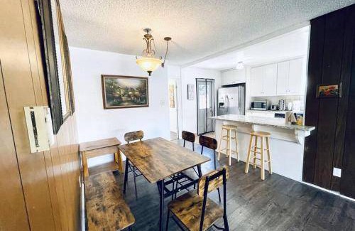 Hayward House | House ∙ 4 bedrooms ∙ 8 guests