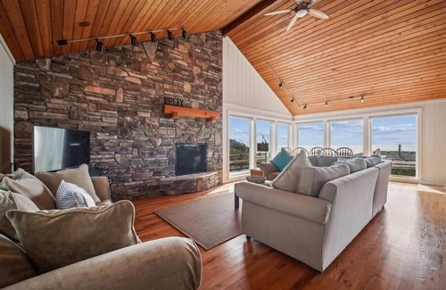Tolovana Park House | House ∙ 4 bedrooms ∙ 10 guests
