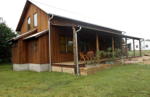 Buchanan Dam House | House ∙ 4 bedrooms ∙ 20 guests