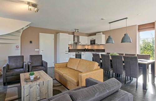 Ouddorp House | House ∙ 4 bedrooms ∙ 10 guests
