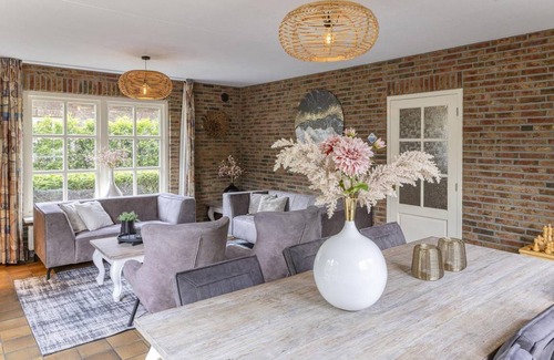 Losser House | House ∙ 4 bedrooms ∙ 8 guests