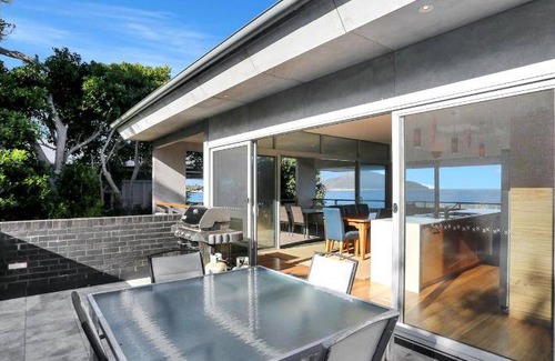 Hawks Nest House | House ∙ 4 bedrooms ∙ 8 guests