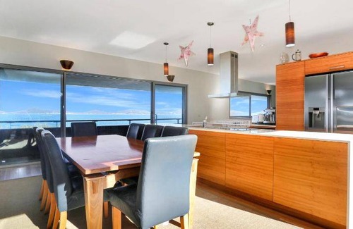Hawks Nest House | House ∙ 4 bedrooms ∙ 8 guests
