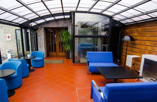 Ayala House | House ∙ 6 guests