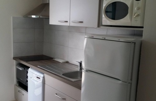 Damgan Apartment | House 6people Ground floor 2 bedrooms 400metres beaches large plot