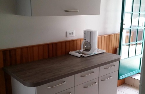 Damgan Apartment | House 6people Ground floor 2 bedrooms 400metres beaches large plot