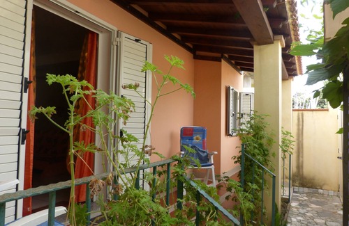 Arbatax Apartment | House 700 m from the sea in the greenery of the cork park