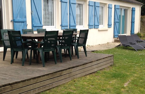 Damgan House | HOUSE 8 PEOPLE SEASIDE