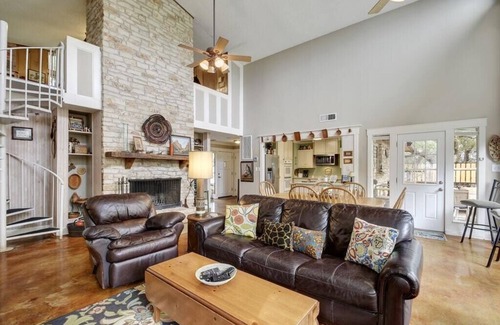 Dripping Springs House | House at Deer Creek - Great Family Home Near Venues, Wineries, Breweries