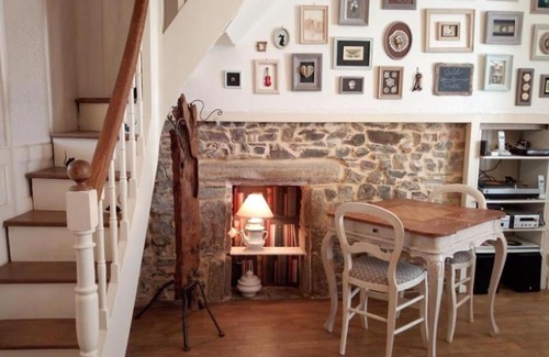 Montaubert - Rille - Saint-Sulpice House | House at the foot of the castle of Fougeres