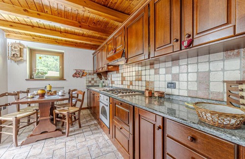 Courmayeur Apartment | House Beatrice Wifi & Parking