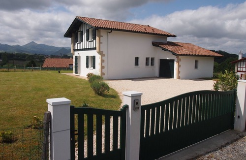 Ainhoa House | House between sea and mountains on 1500m2 classified 4 stars tourism 2025
