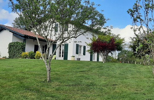 Ainhoa House | House between sea and mountains on 1500m2 classified 4 stars tourism 2025
