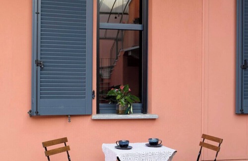 Langhe and Roero Apartment | House by Giò charming, 50 m from the cathedral, parking space in the inner courtyard