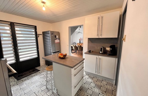 Gouville-sur-Mer House | House by the sea