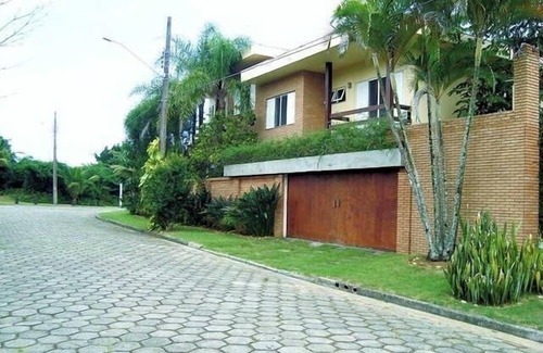 Sao Sebastiao House | House by the sea at Juréia Beach /North Coast