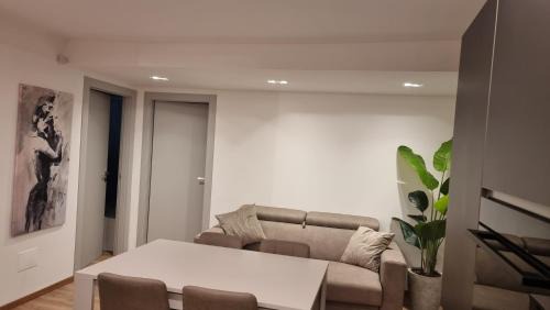 Voltri Apartment | House Cerusa