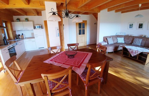 Traunreut Apartment | House Eiche 100m², up to 6 persons, 3 separate bedrooms