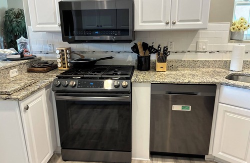 Prescott Valley Units House | HOUSE ESTRELLA - Luxury 3-Bedroom Desert Oasis in Prescott Valley
