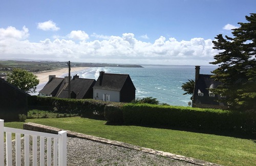 Pentrez House | House facing the sea