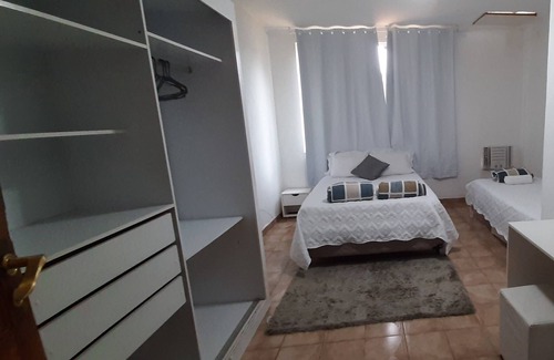 Piratininga House | House Foot in the Sand! Your family's home on the beach!