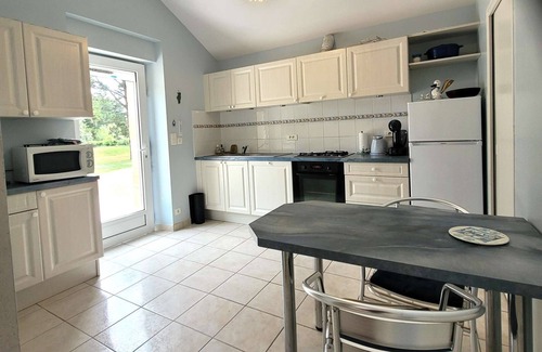 Arzon House | House for 2 people with large shared garden