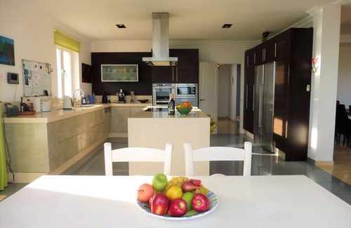Alcorrin House | House for 8 guests with 370m² in Alcorrín (117665)