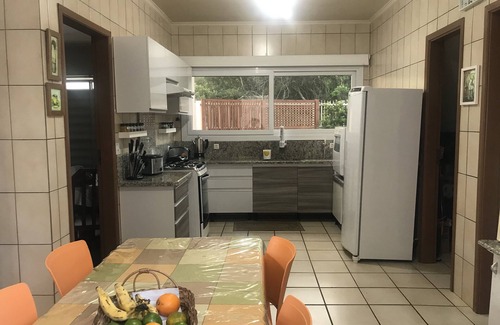 Barra da Lagoa House | House Front Sea 30 m. from the beach, Swimming pool, 4 Air cond. 4 full baths