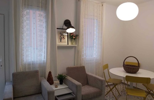 Baiona House | House in Baiona next to ladeira beach and Santa Marta.