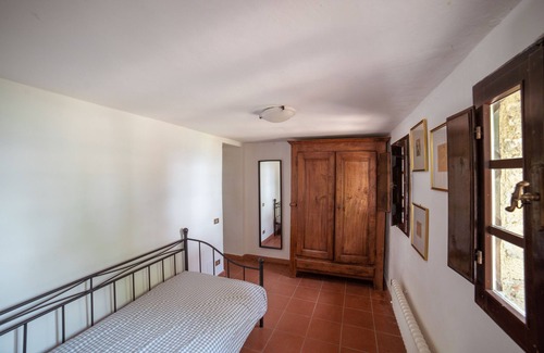 Casole d'Elsa House | House in enchanting hill location surrounded by vineyards and olive groves
