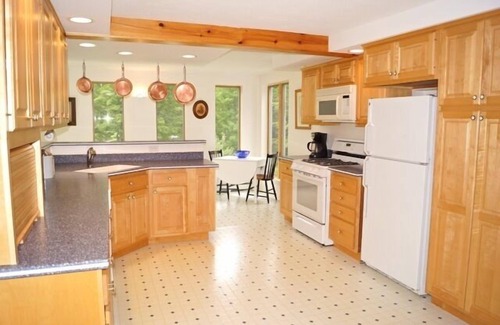 South Casco House | House in exceptional condition on Thomas Pond