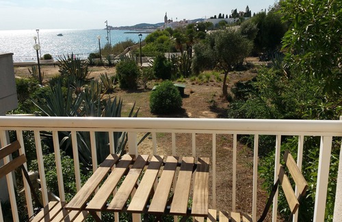 Sitges House | HOUSE IN FRONT OF THE SEA