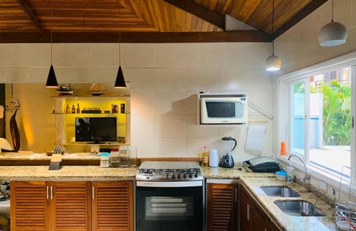 Horto House | House in gated community with 4 bedrooms and 3 suites, Ubatuba North Coast.