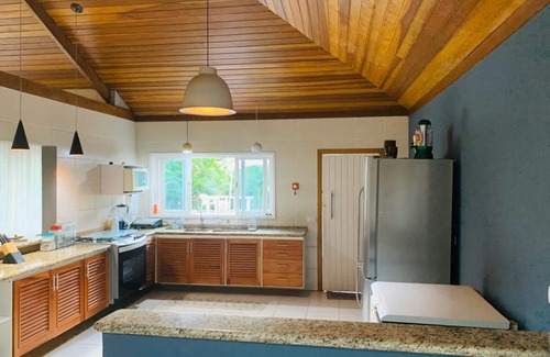 Horto House | House in gated community with 4 bedrooms and 3 suites, Ubatuba North Coast.