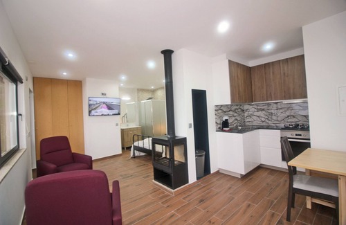 Carvalheira Cottage | House in Gerês for 2 people with fireplace
