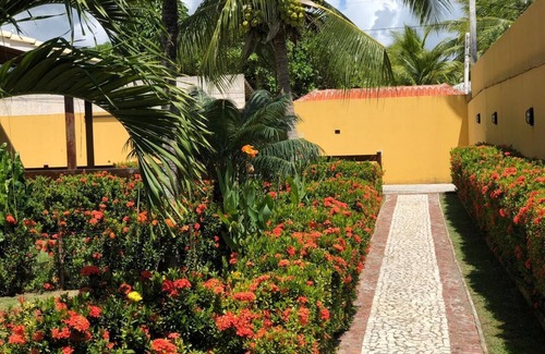Jenipabu House | House in Guarajuba - 3 bedrooms 2 suites - Condominium - Sleeps 8 people