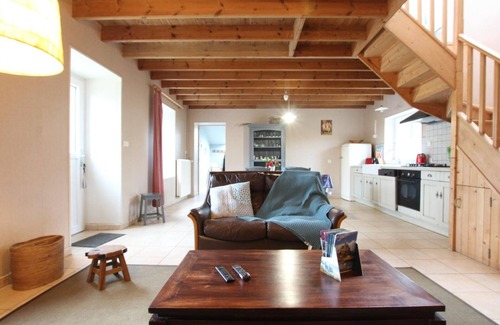 Herqueville Cottage | House in La Hague with enclosed garden, parking and pets allowed