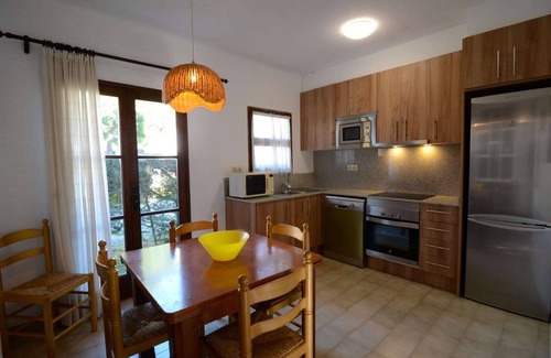 Pals Apartment | House in Pals near Beach & Golf Course